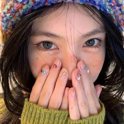 抱着黄金飞翔